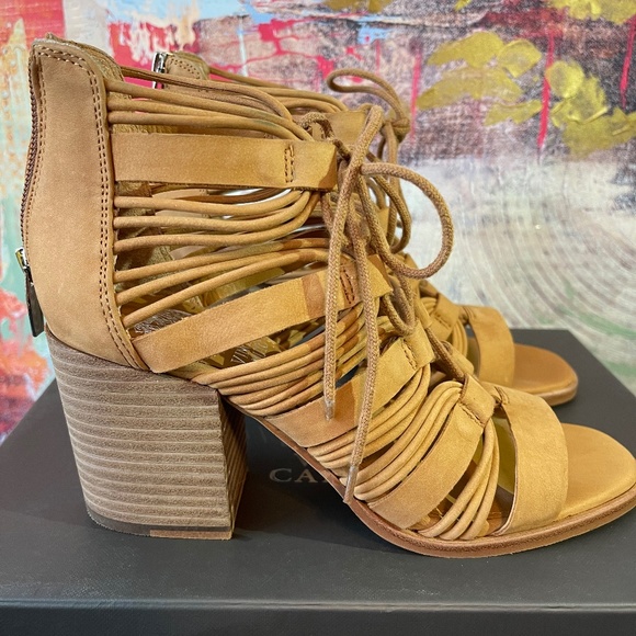 Vince Camuto Kaiann Sandal - Picture 1 of 8